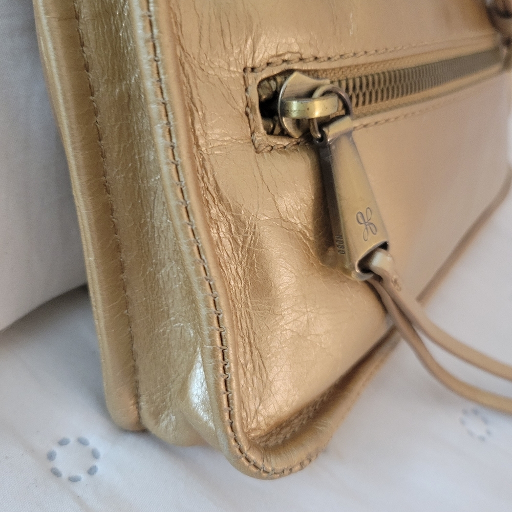 🎉HOBO International Mission Leather Crossbody 🎉DESIGNER CLEARANCE DEAL - Picture 4 of 12